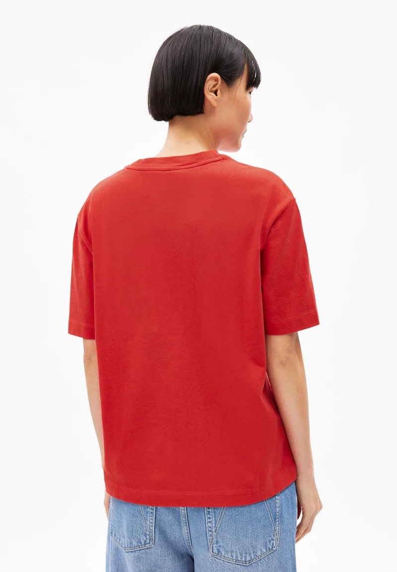 TARJAA WORD ICONIC Å | coral blush