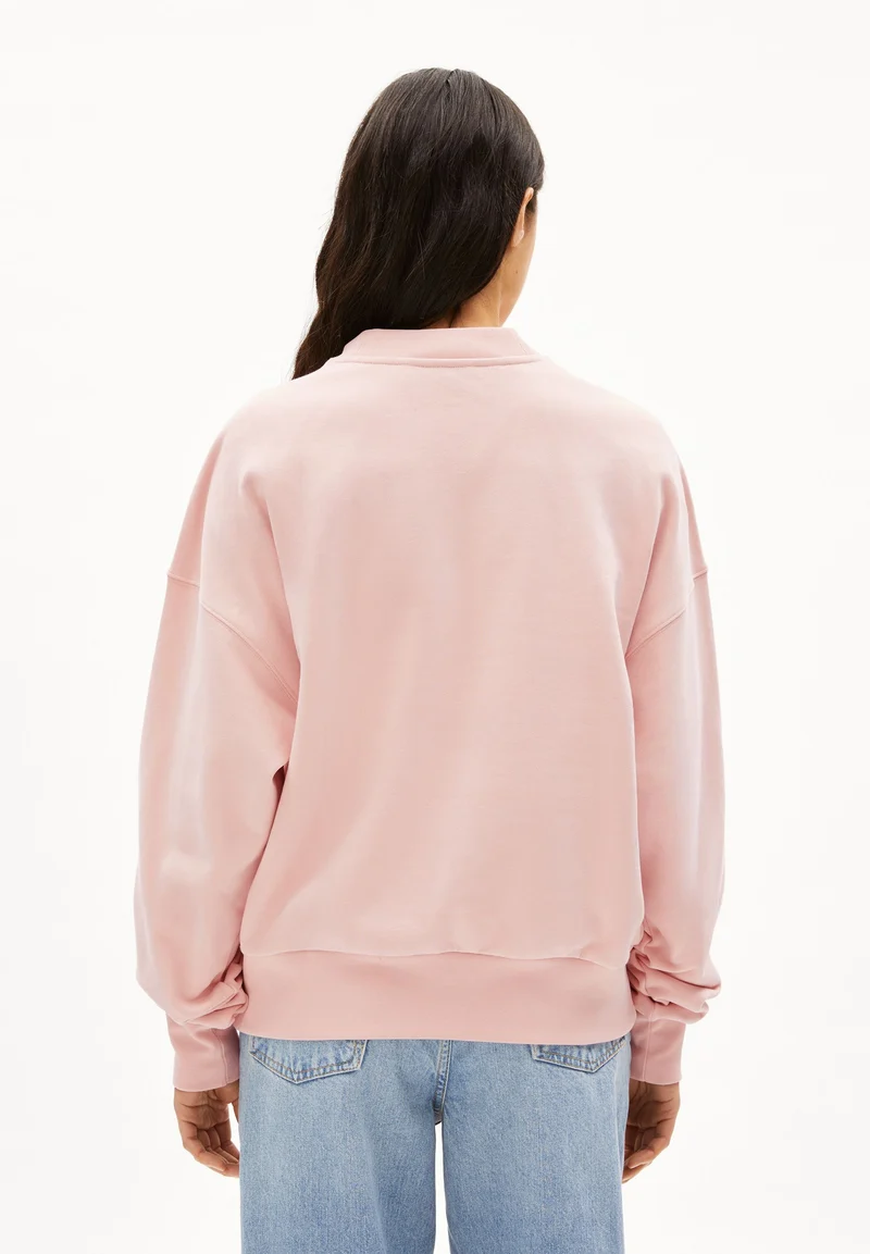 ICONIC Å ALIZAA SWEATSHIRT | rosalilly