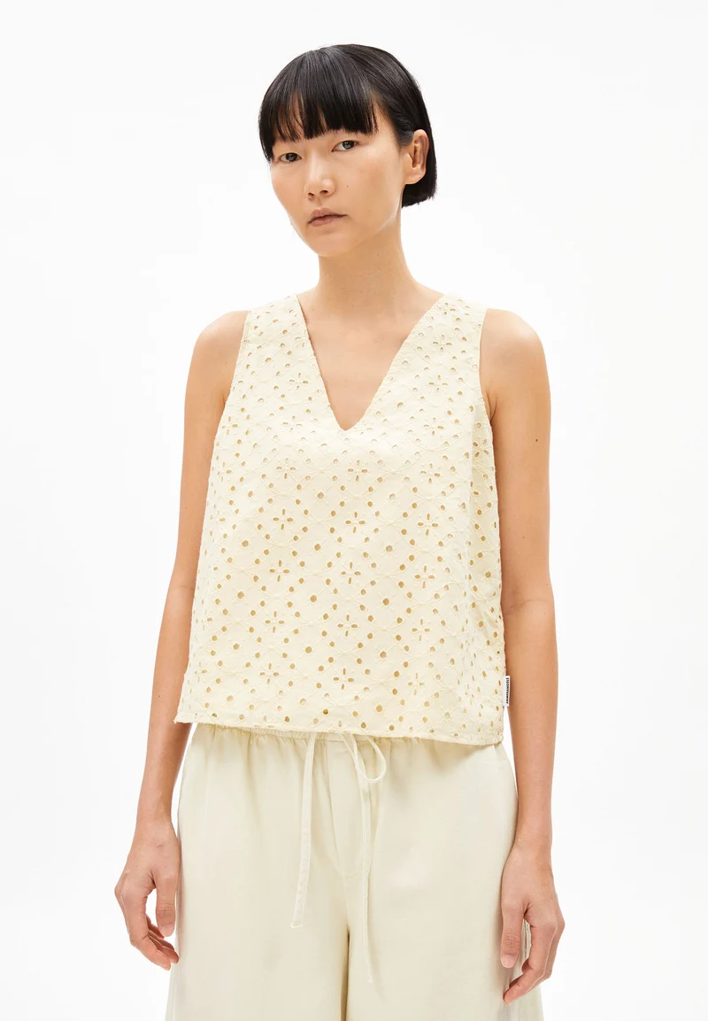 YALINAA BROIDERY