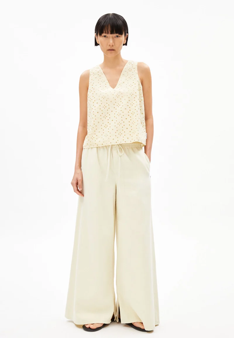 YALINAA BROIDERY | summer hay