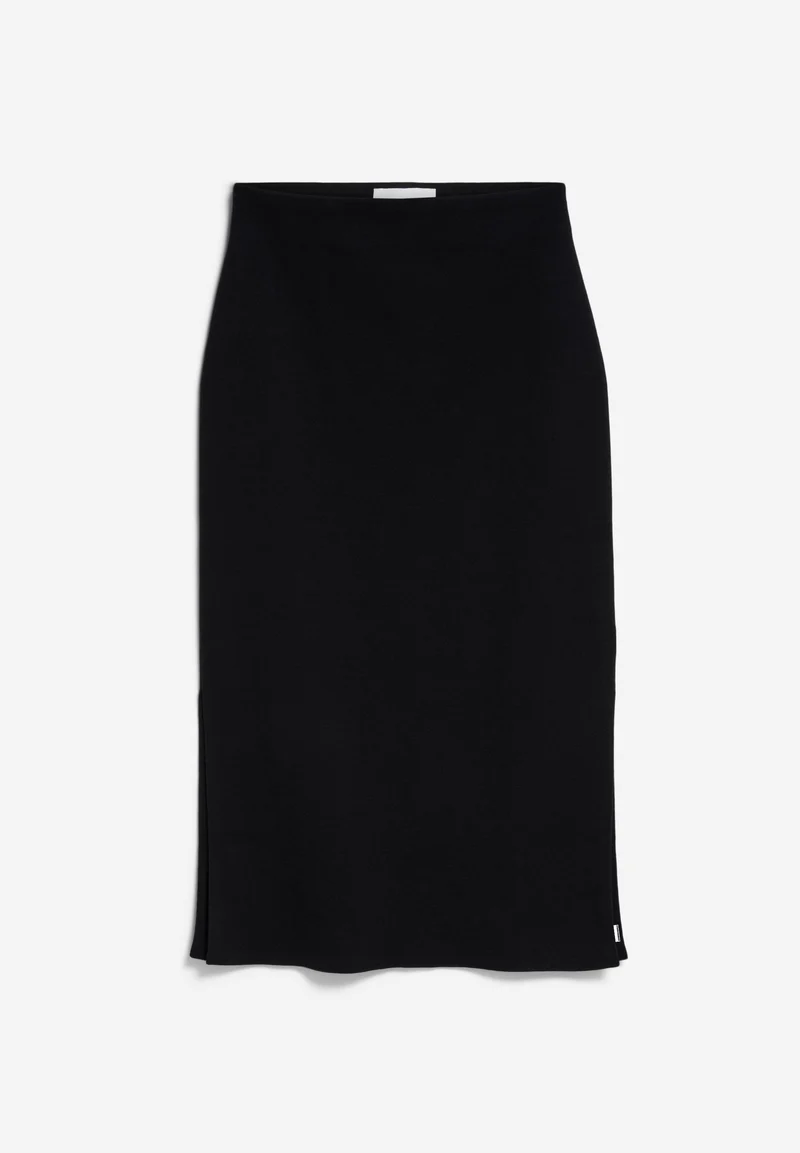 MAALIN | black