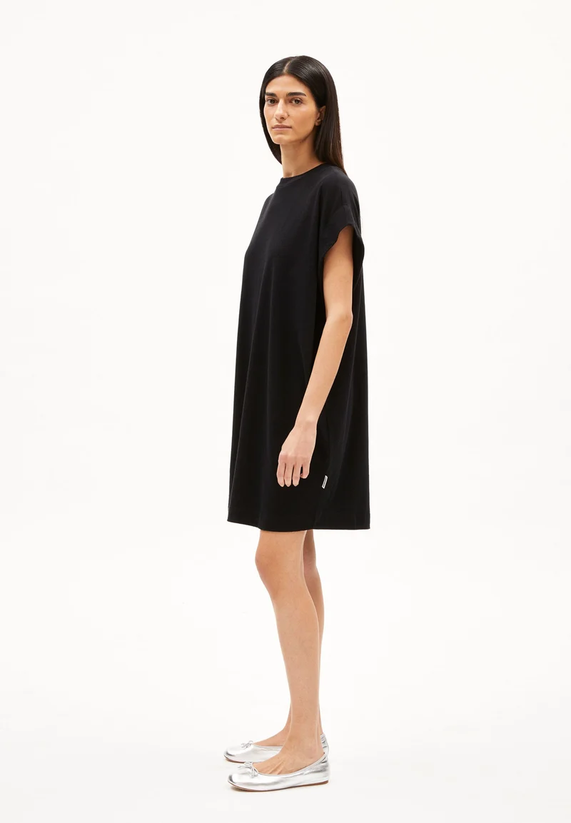 DAARIXA LINEN