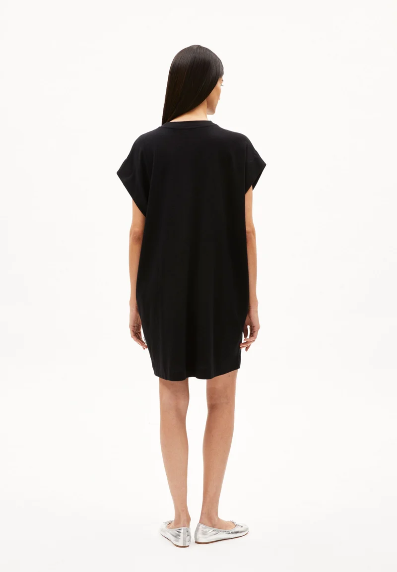 DAARIXA LINEN | black