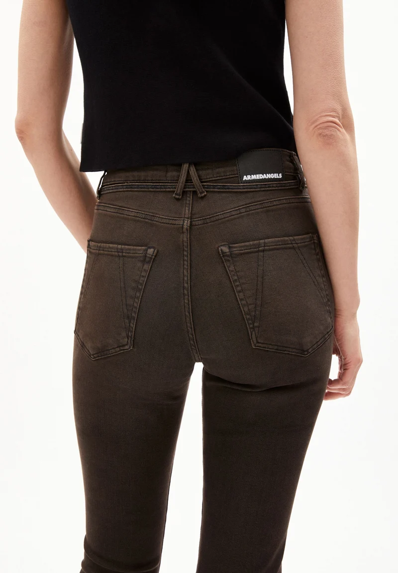 LEJAANI X STRETCH | black tint