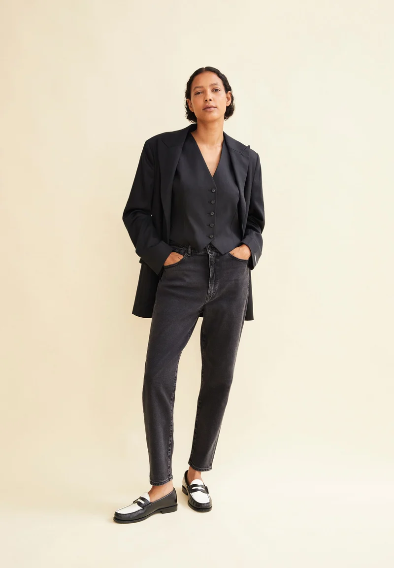 MAIRAA COMFORT | black washed authentic
