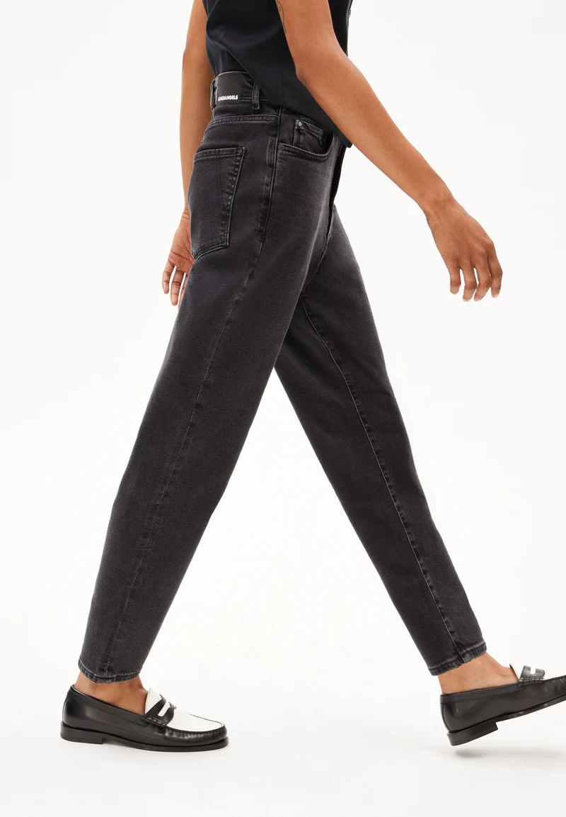 MAIRAA COMFORT | black washed authentic