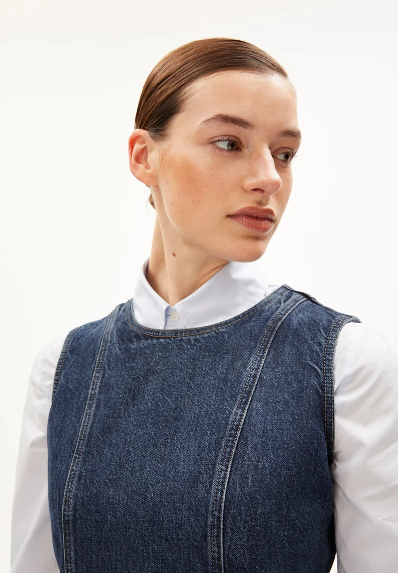 ENUYAA | blue willow