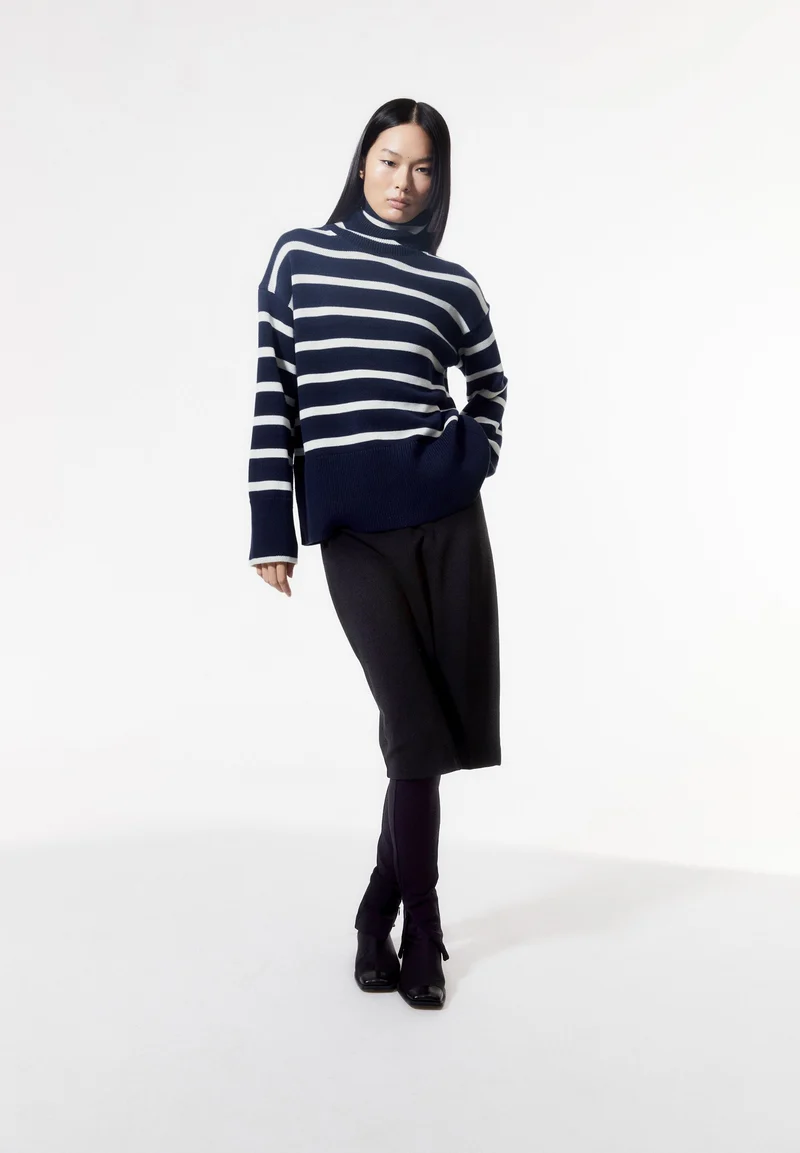 CHANAA STRIPES | night sky-oatmilk