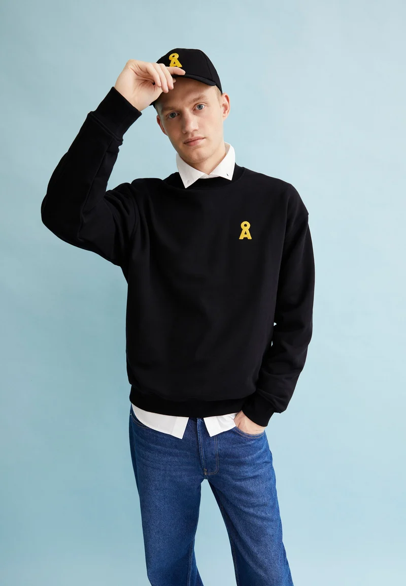 EMAAL CREWNECK ICONIC Å | black