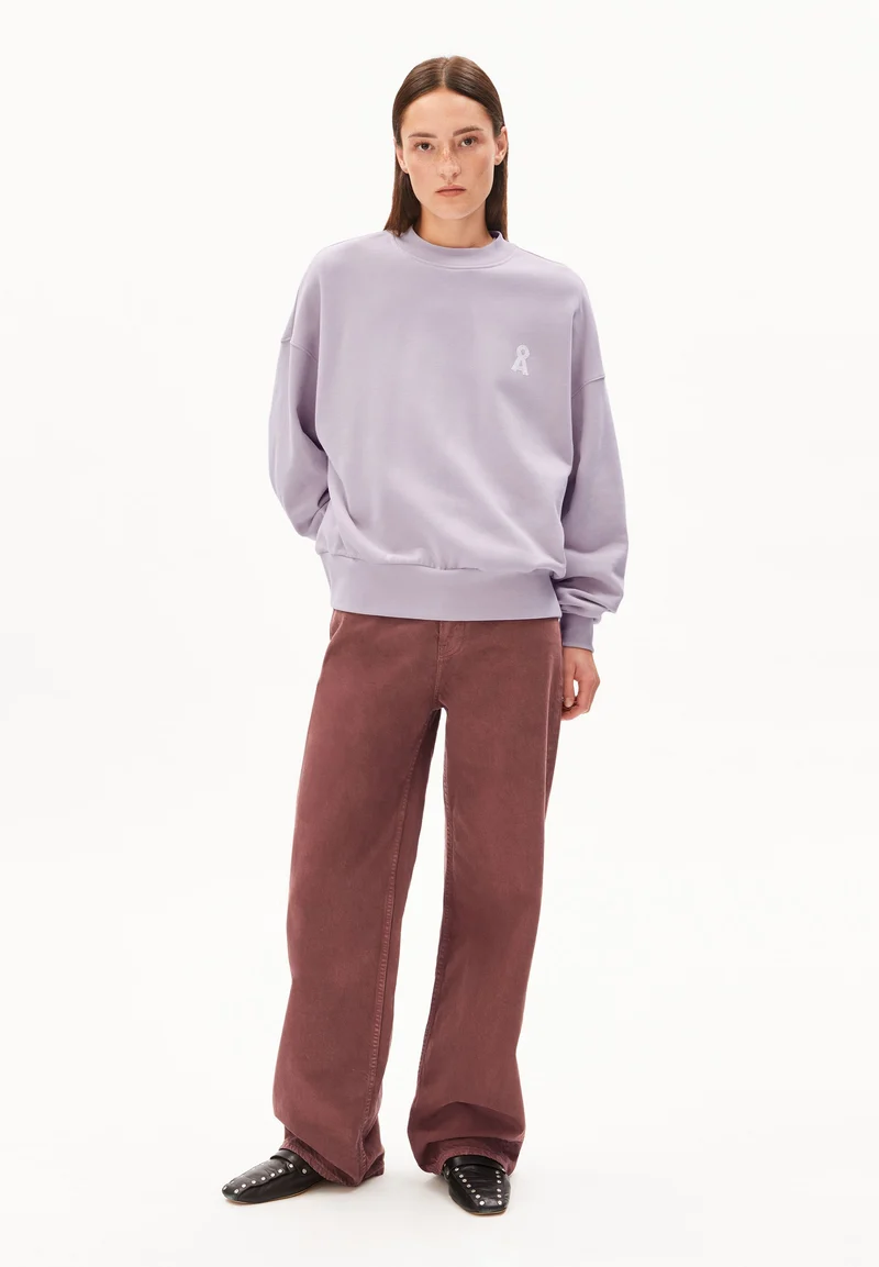 ICONIC Å ALIZAA SWEATSHIRT | ice grape