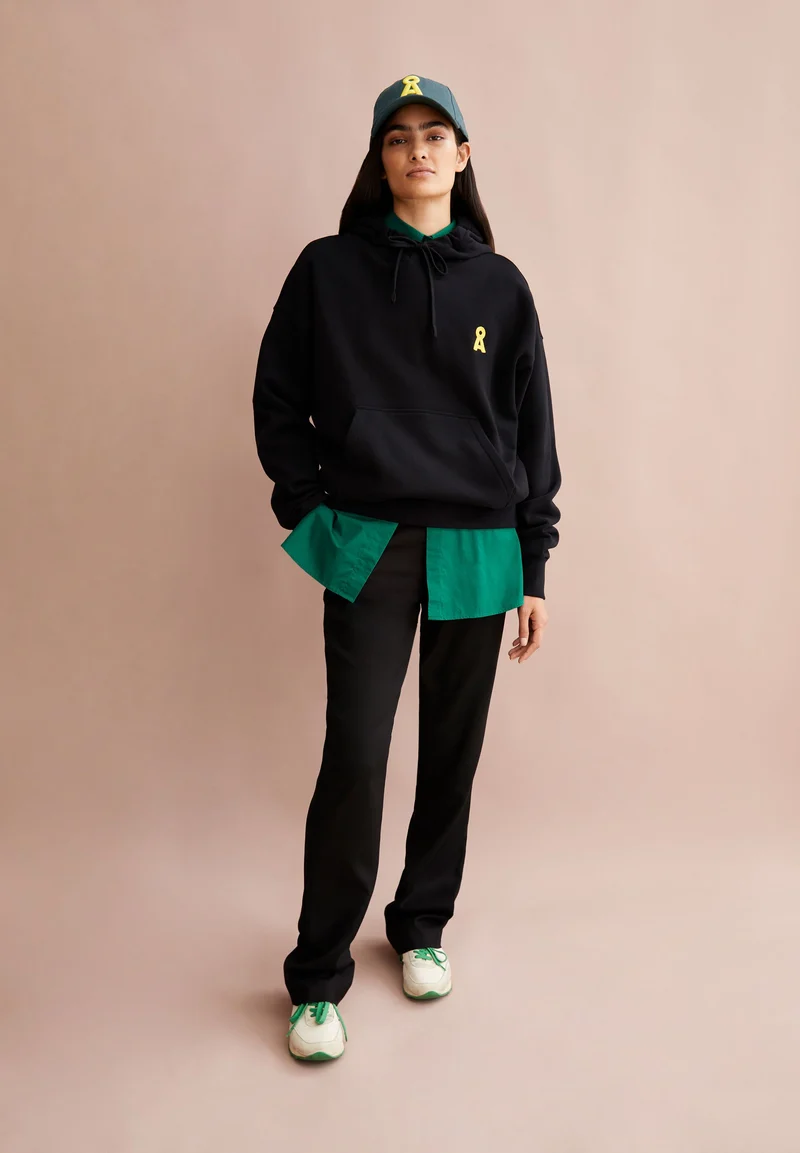 ICONIC Å FRANCISARAA HOODIE | black