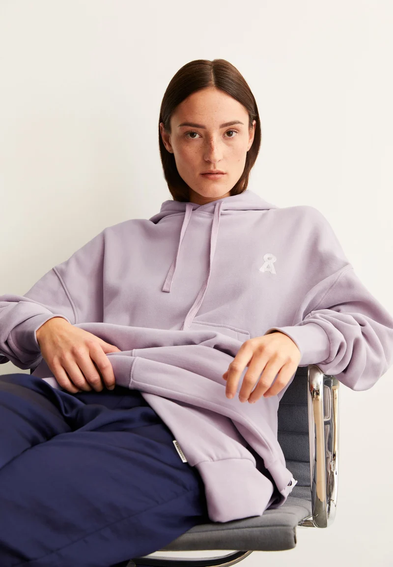 ICONIC Å FRANCISARAA HOODIE | ice grape