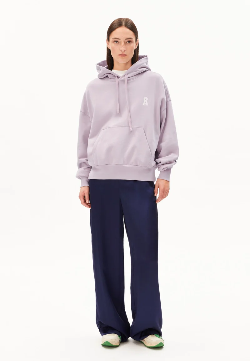 ICONIC Å FRANCISARAA HOODIE | ice grape