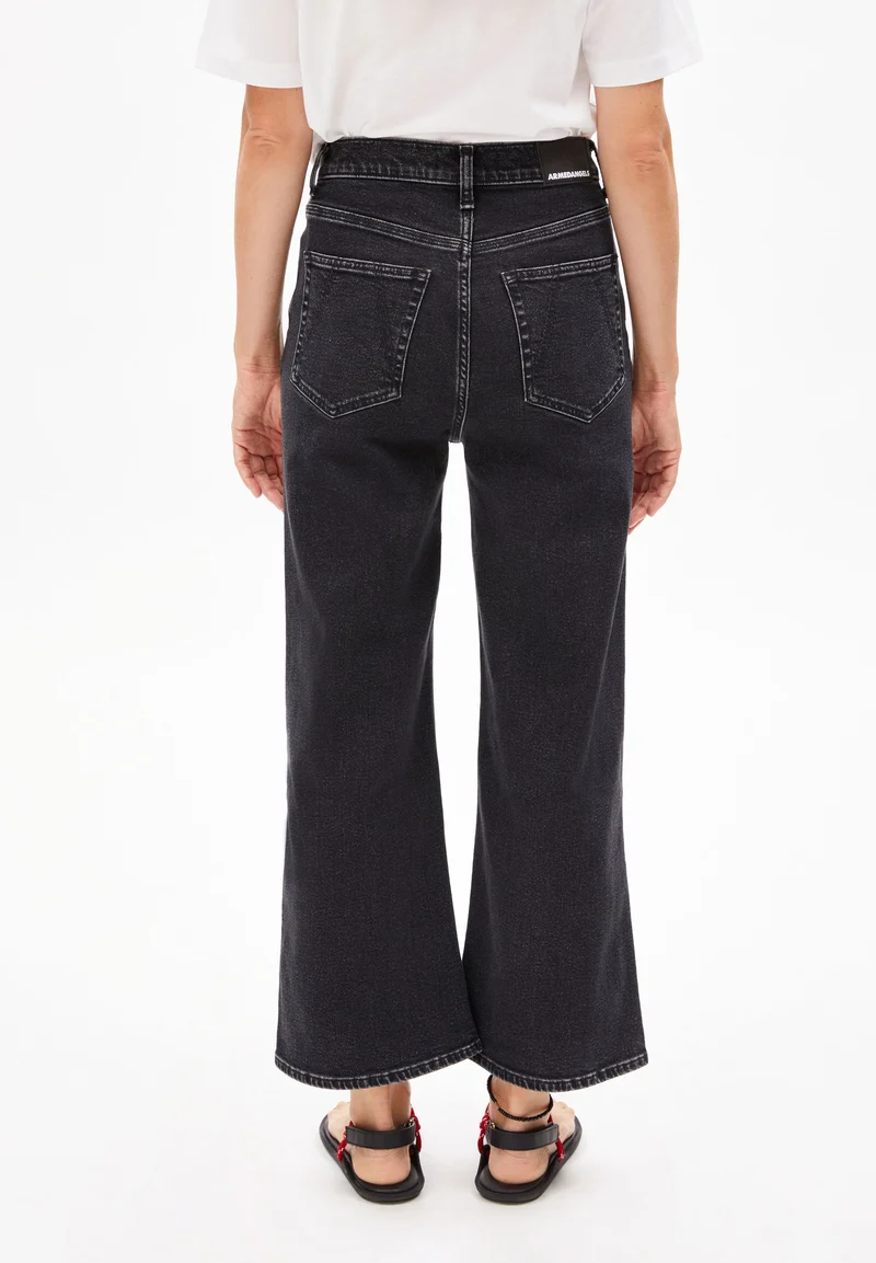 MURLIAA CROPPED WIDE JEANS | ebony black