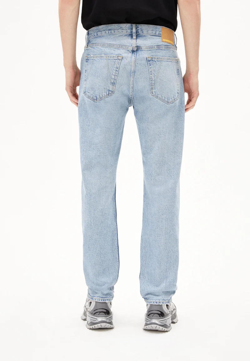 DYLAANO STRAIGHT JEANS | sinope