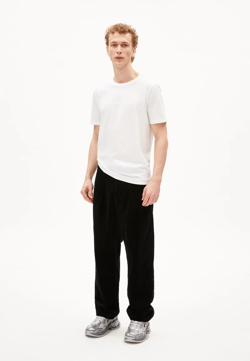 JAAMES ANGELS | white