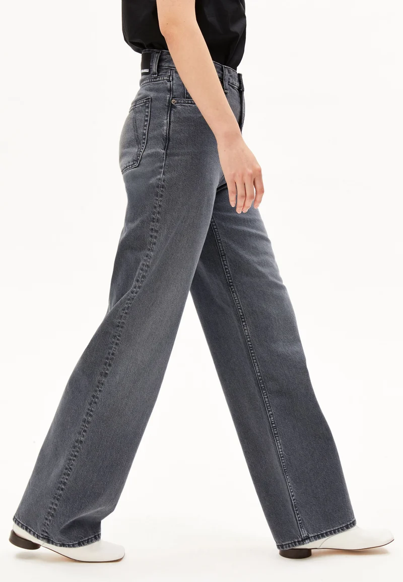 ENIJAA HIGH WAIST WIDE JEANS | dione