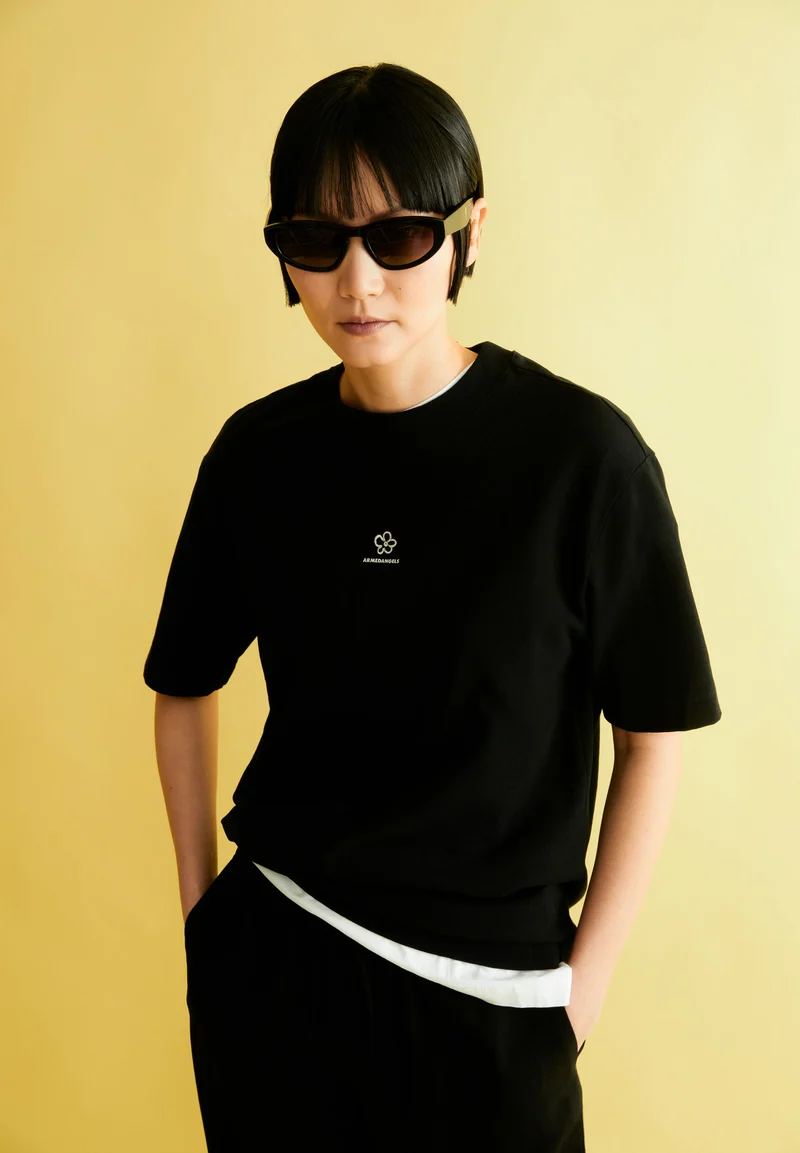 TARJAA BACK FLOWAA | black