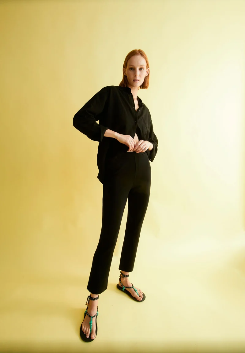 SALITAA | black