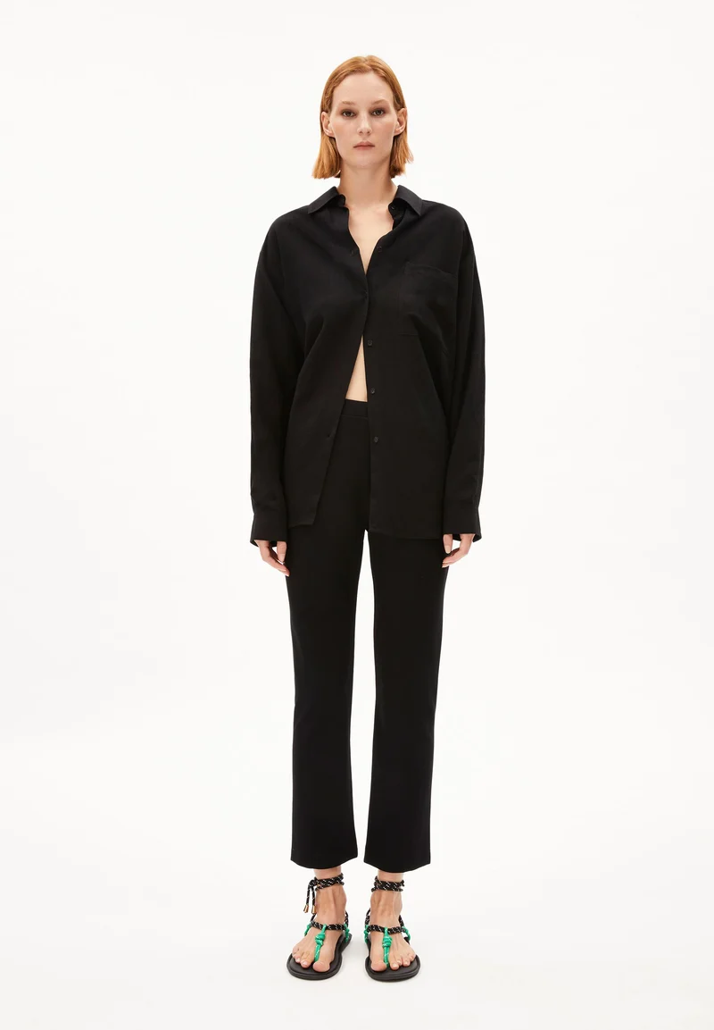SALITAA | black