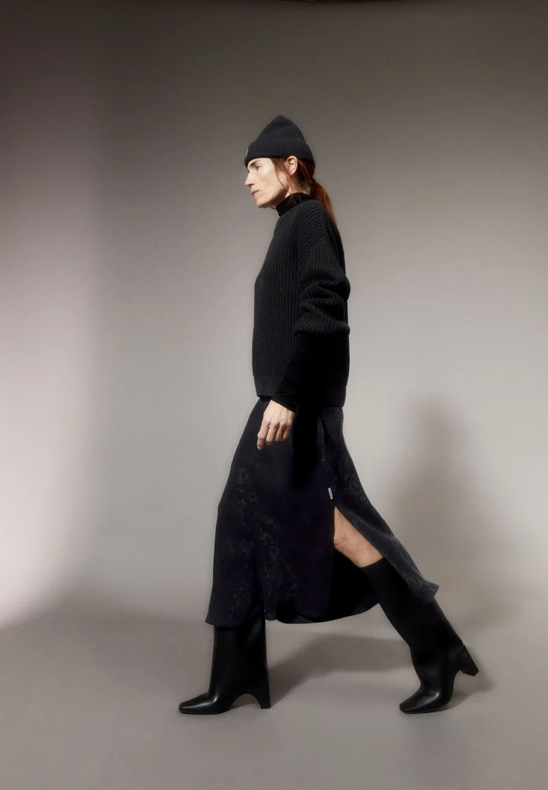 GRAATIA JACQ | black