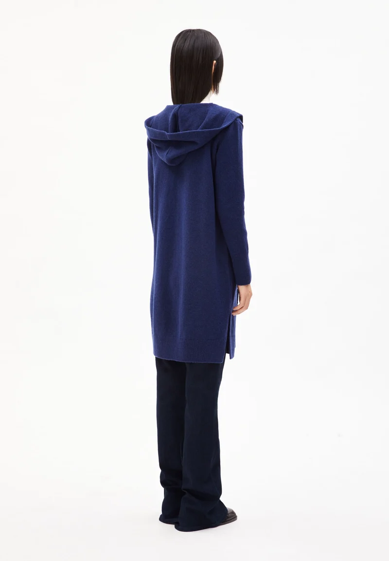 WANDAA | deep sea blue