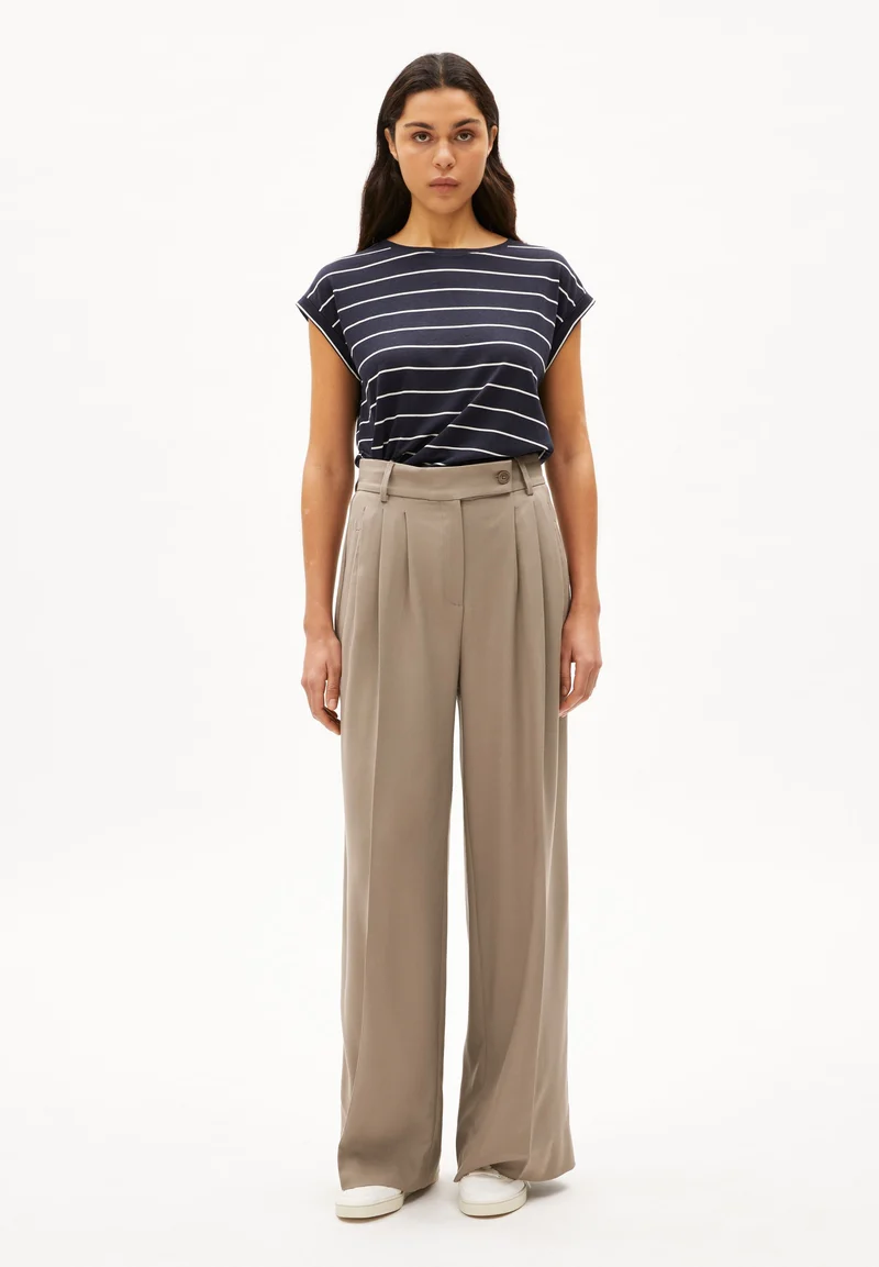 JILAANA FINE STRIPES | night sky-oatmilk