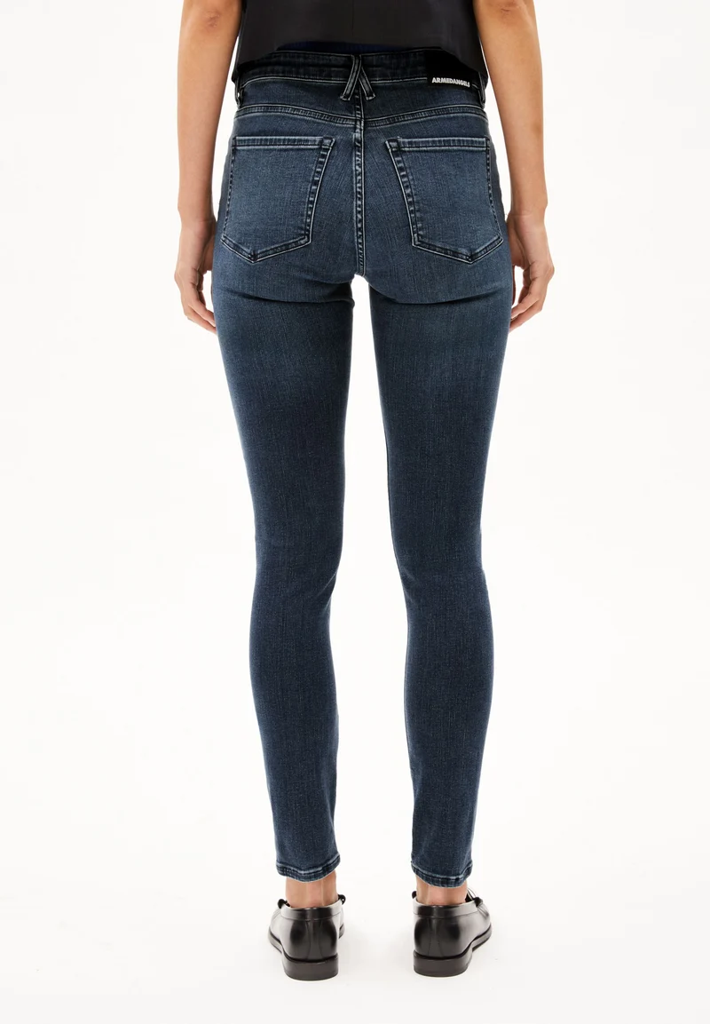 TILLAA | galaxy blue