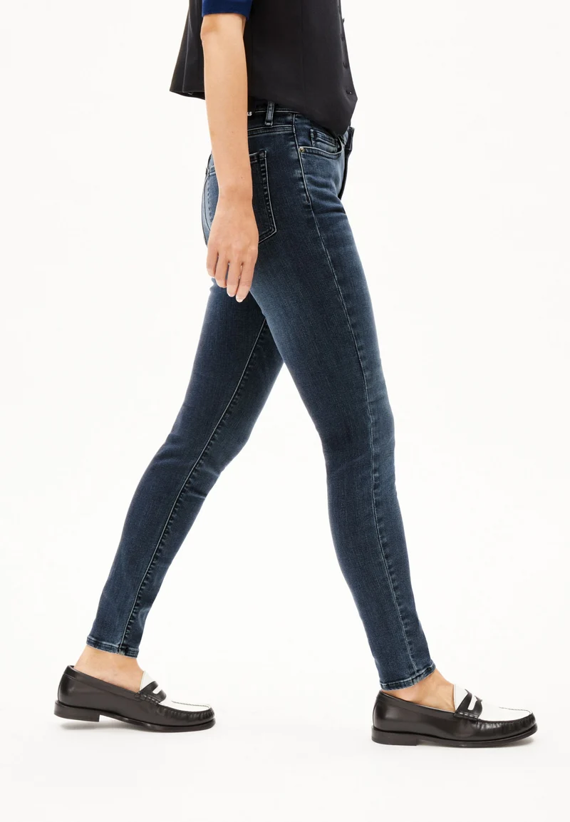 TILLAA | galaxy blue