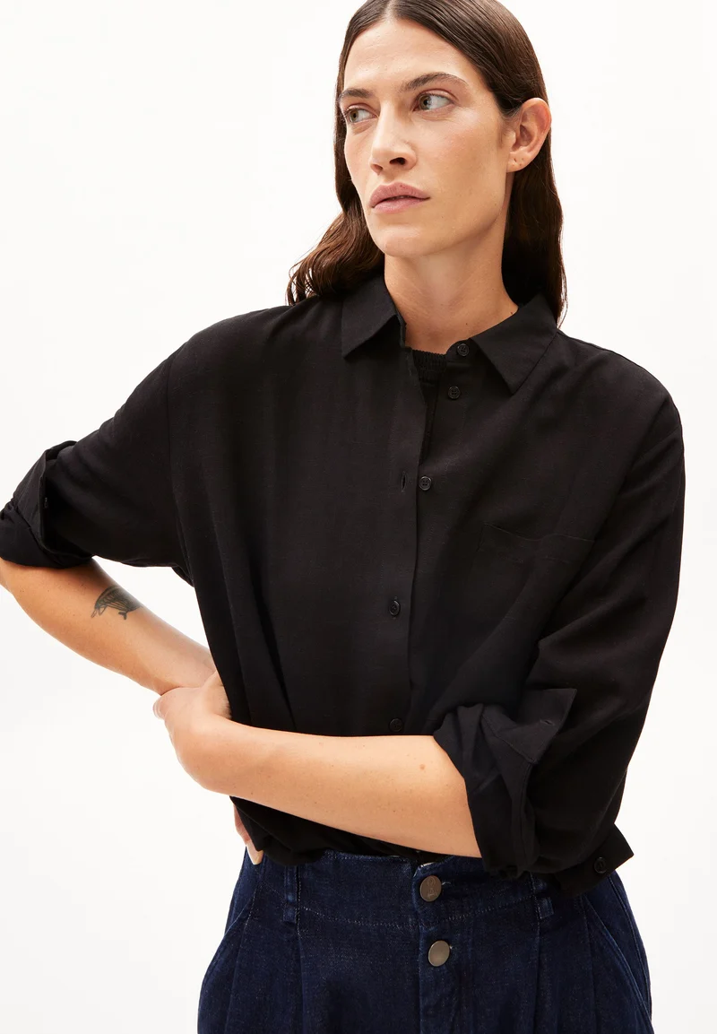 EALGAA LINO | black