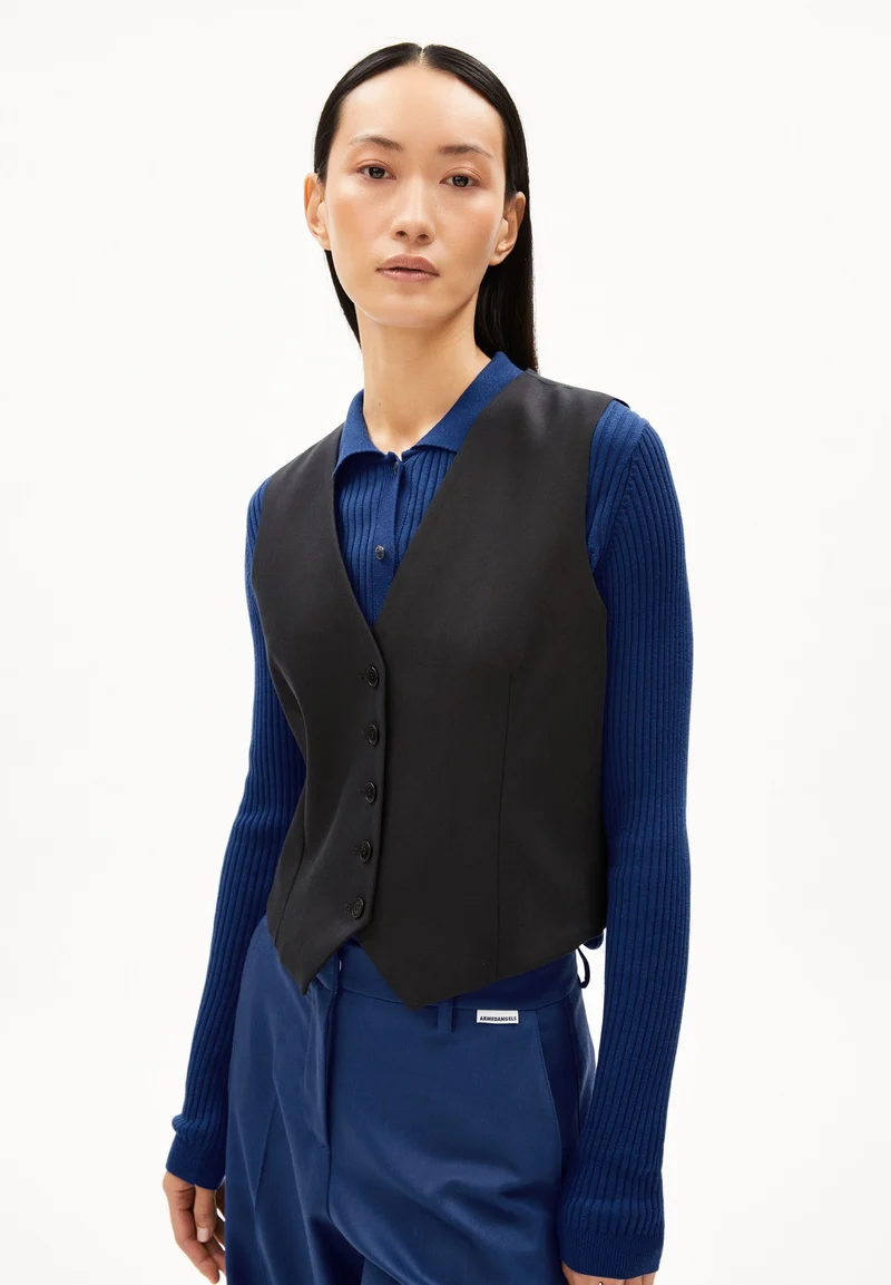 SINERIAA VEST | black