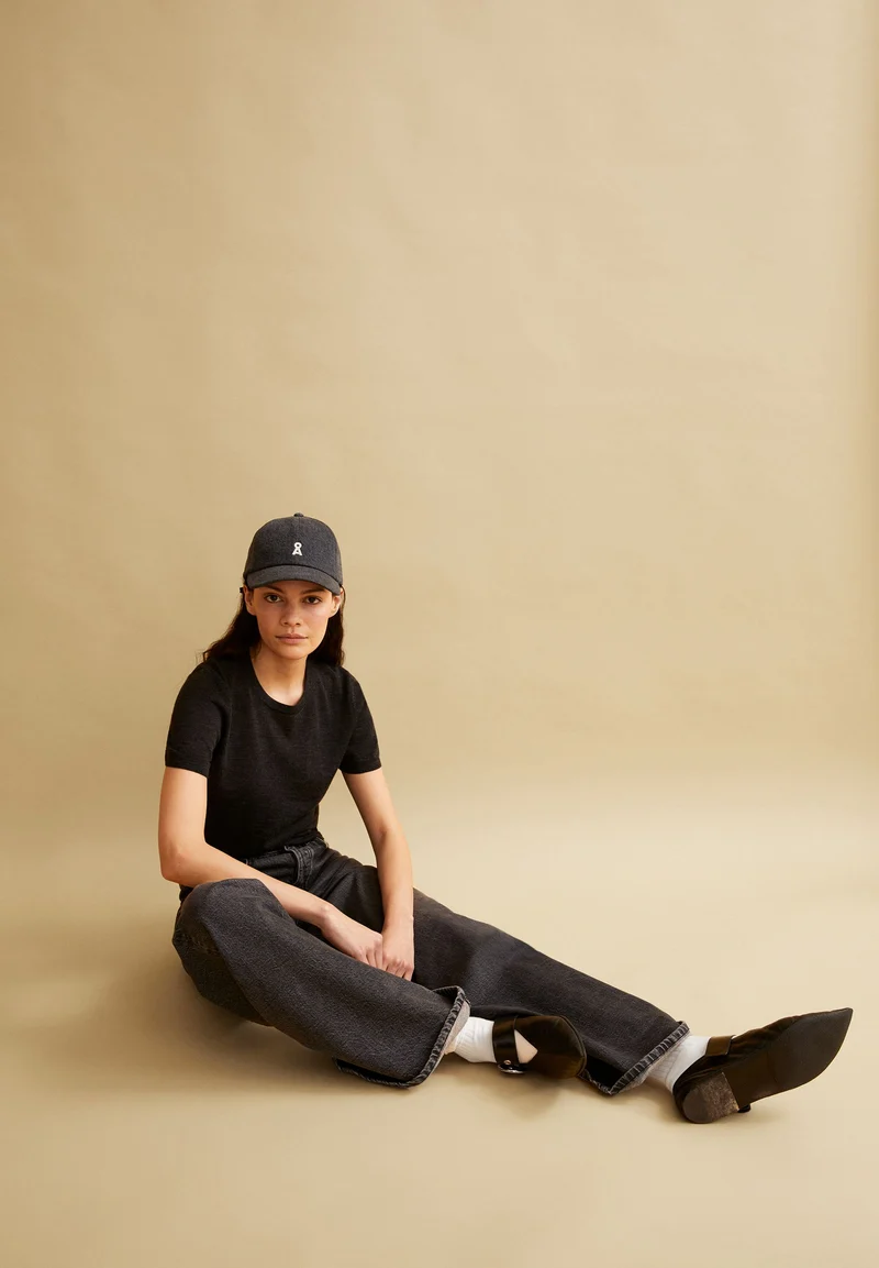 GUILIAA MERINO STRICK T-SHIRT | steel melange