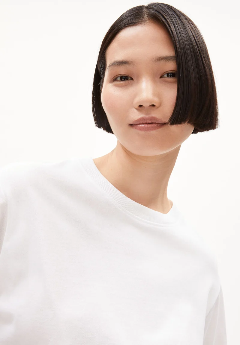 HERSILIAA | white