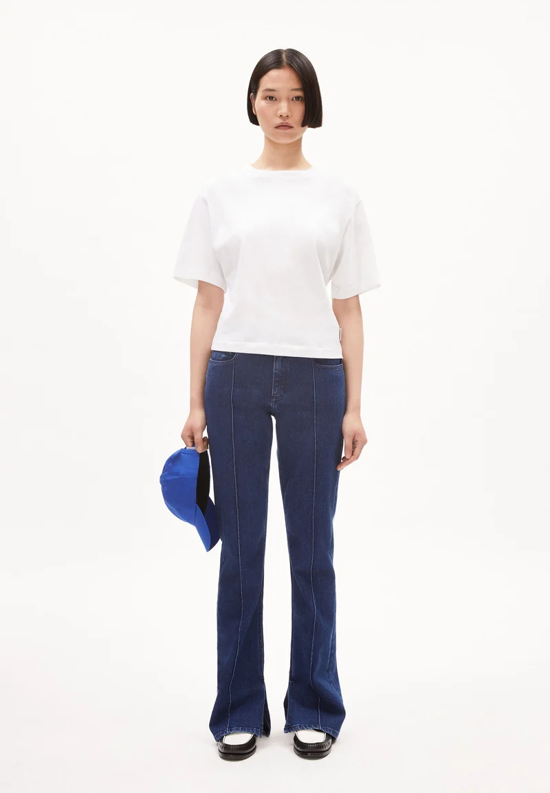 HERSILIAA | white