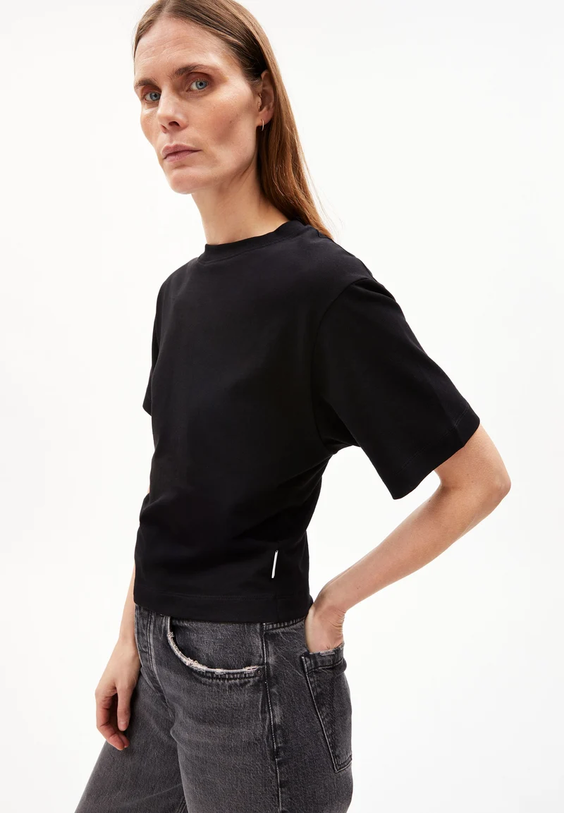 HERSILIAA | black