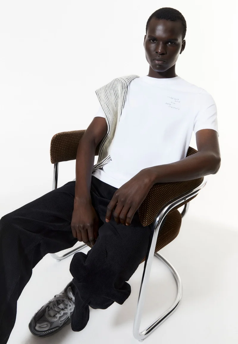 JAAMES INTENTIONS | white