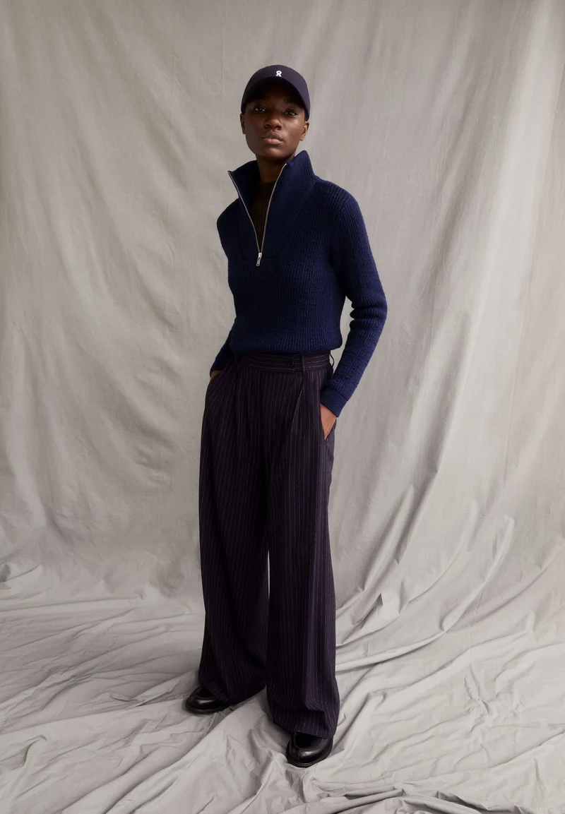TULIPAA | deep sea blue