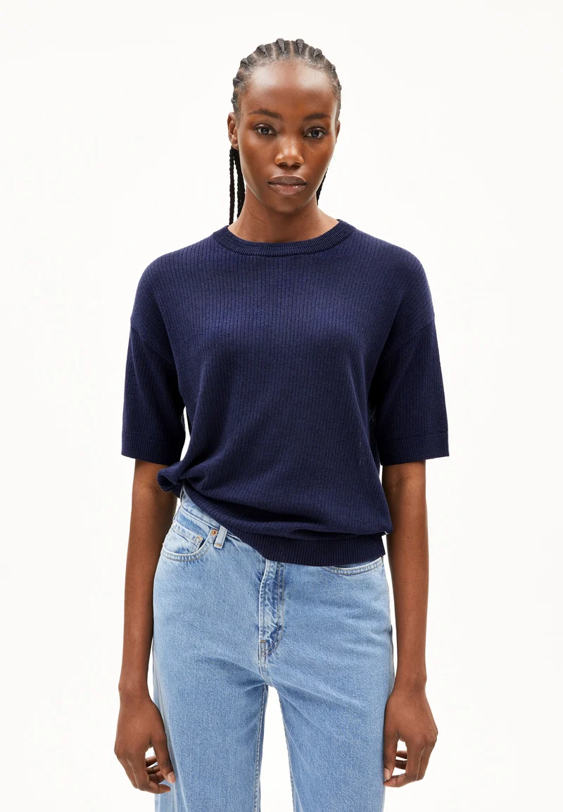 LIZAA LINO | tinted navy