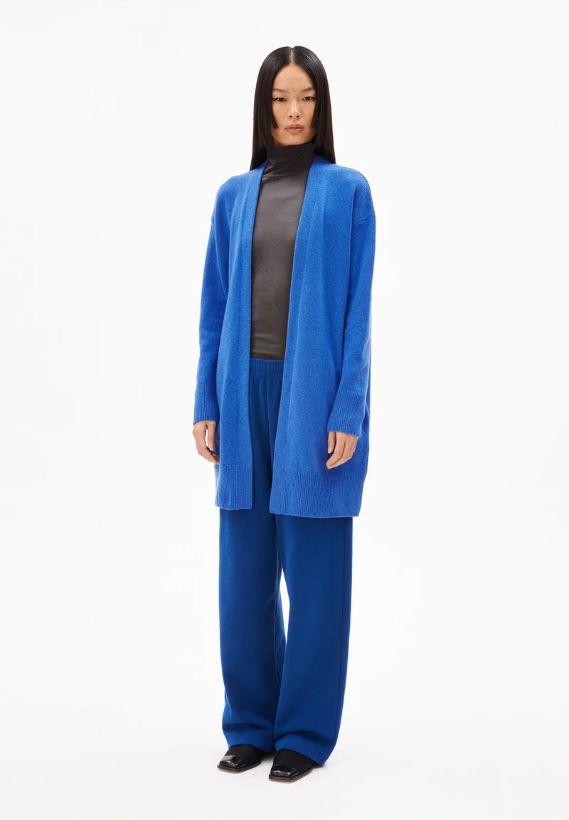 KASSANDRAA | warm blue
