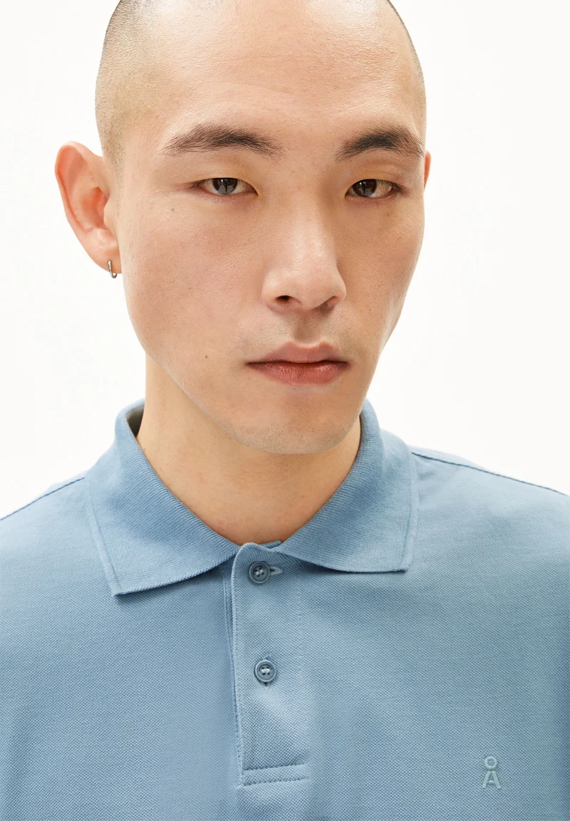 MAARIO POLOSHIRT | pigment blue
