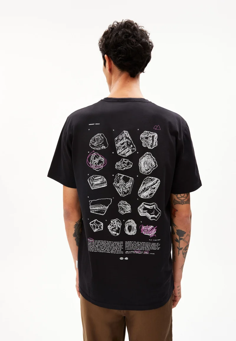 AADONI CHAANGE | black