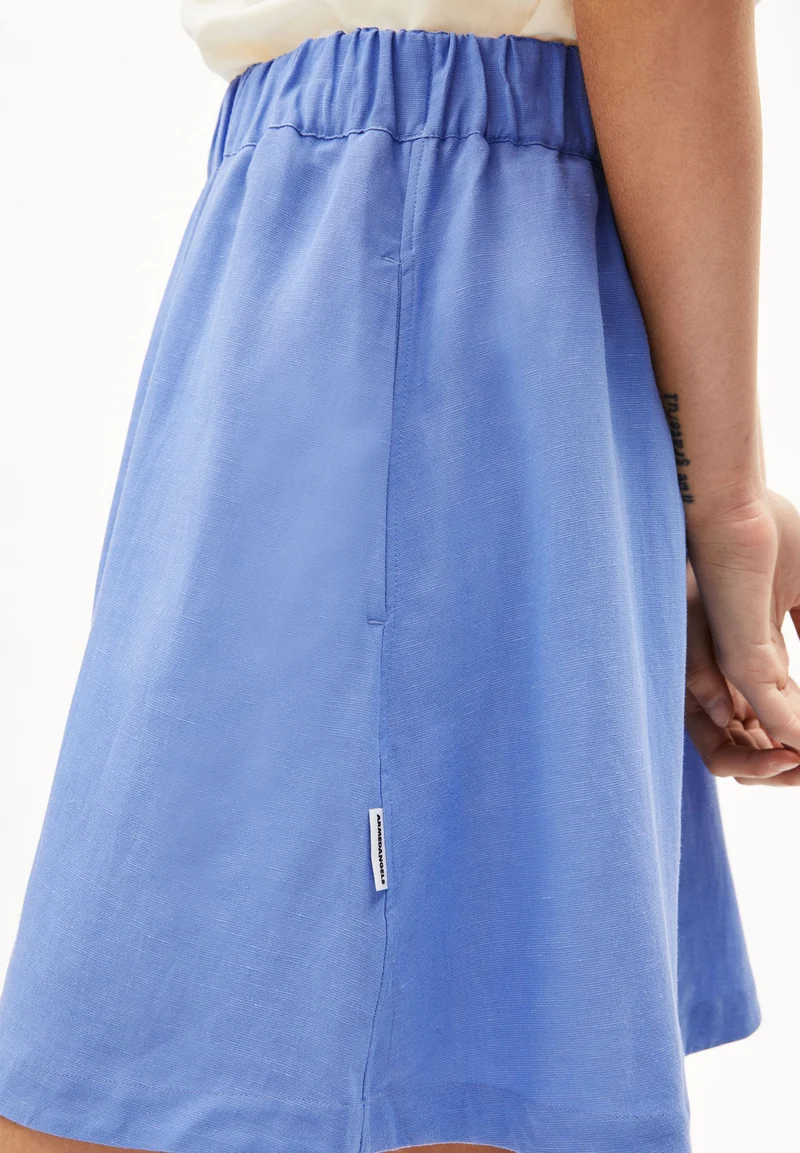 KESIAA LINO | blue bloom
