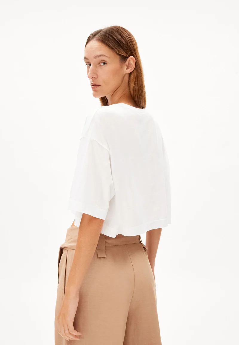 LARIAA ARMEDANGELS | white