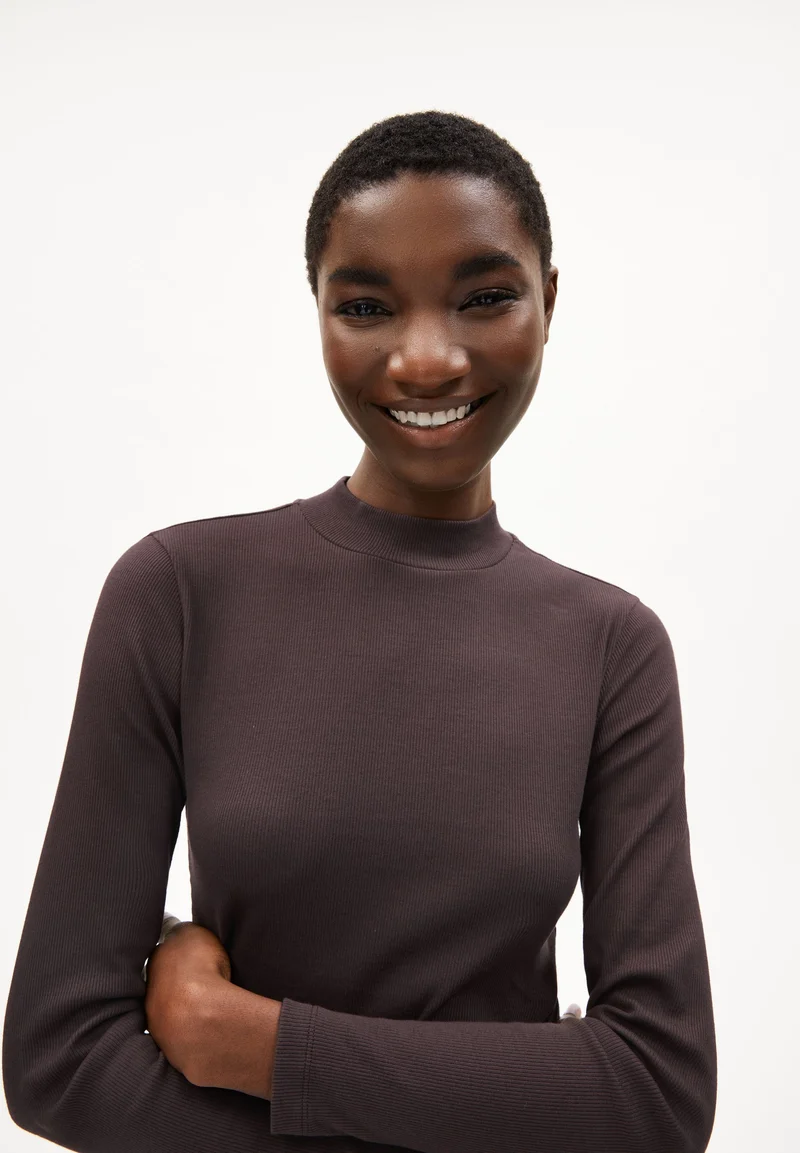 FATIMAARA RIPP-LANGARMSHIRT | coffee