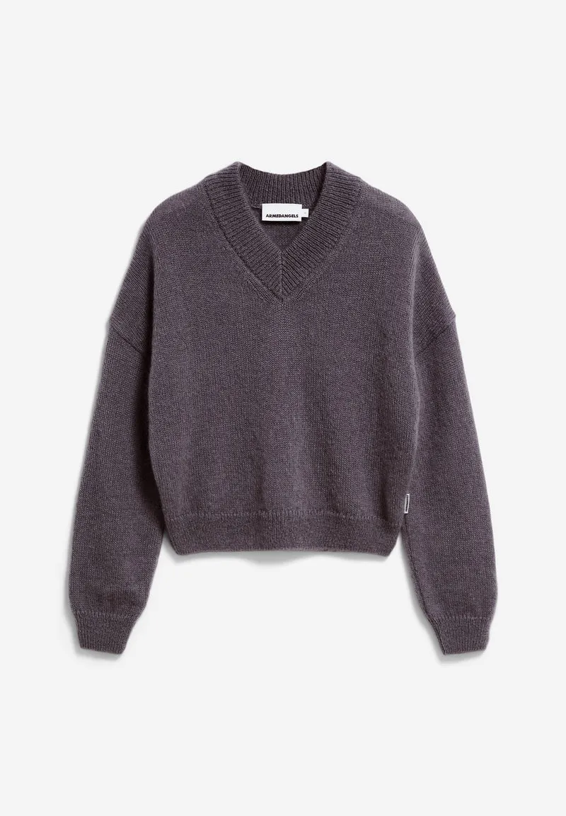 ALBASAA MOHAIR | iron cast