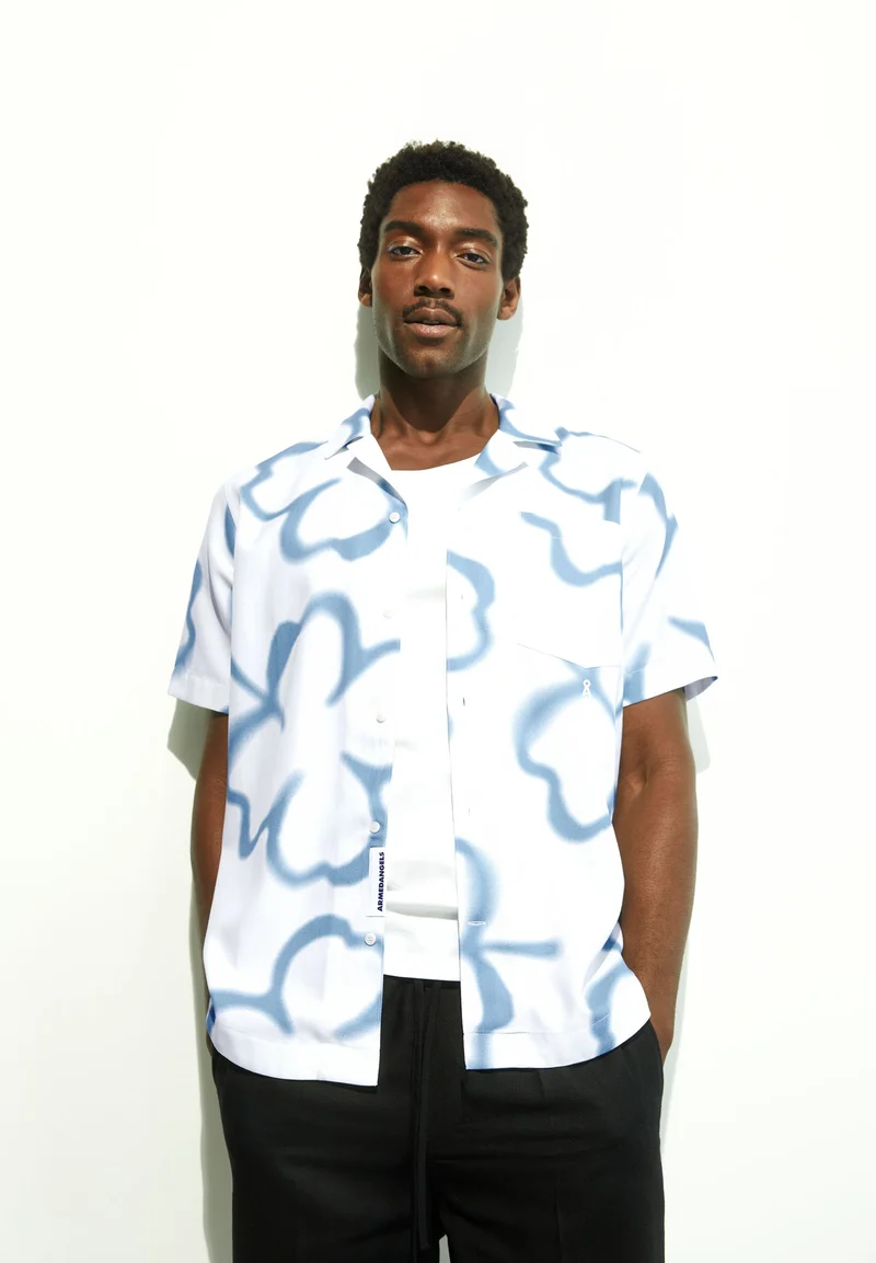 LOVAAR CLOVER | undyed-pigment blue