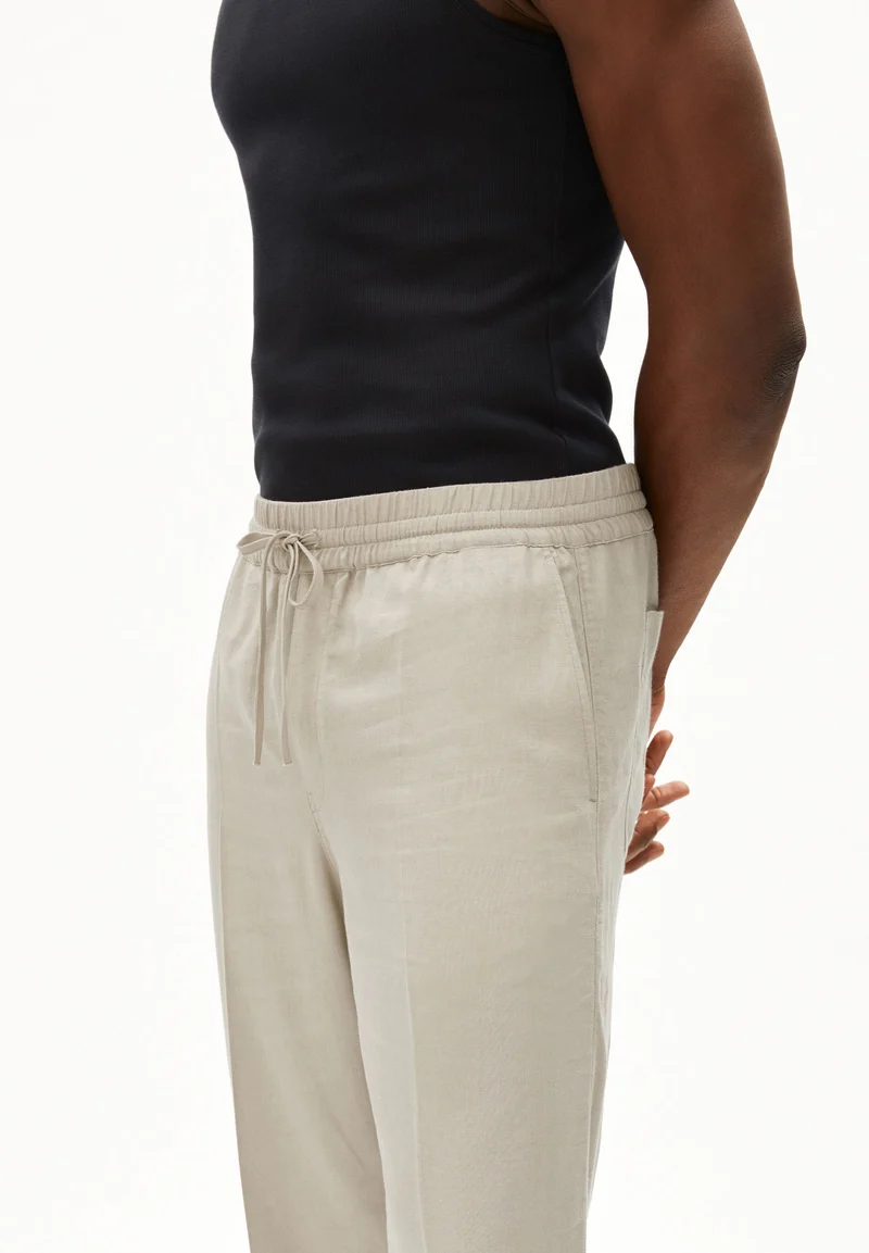 LUKAA LINO HOSE | sandstone