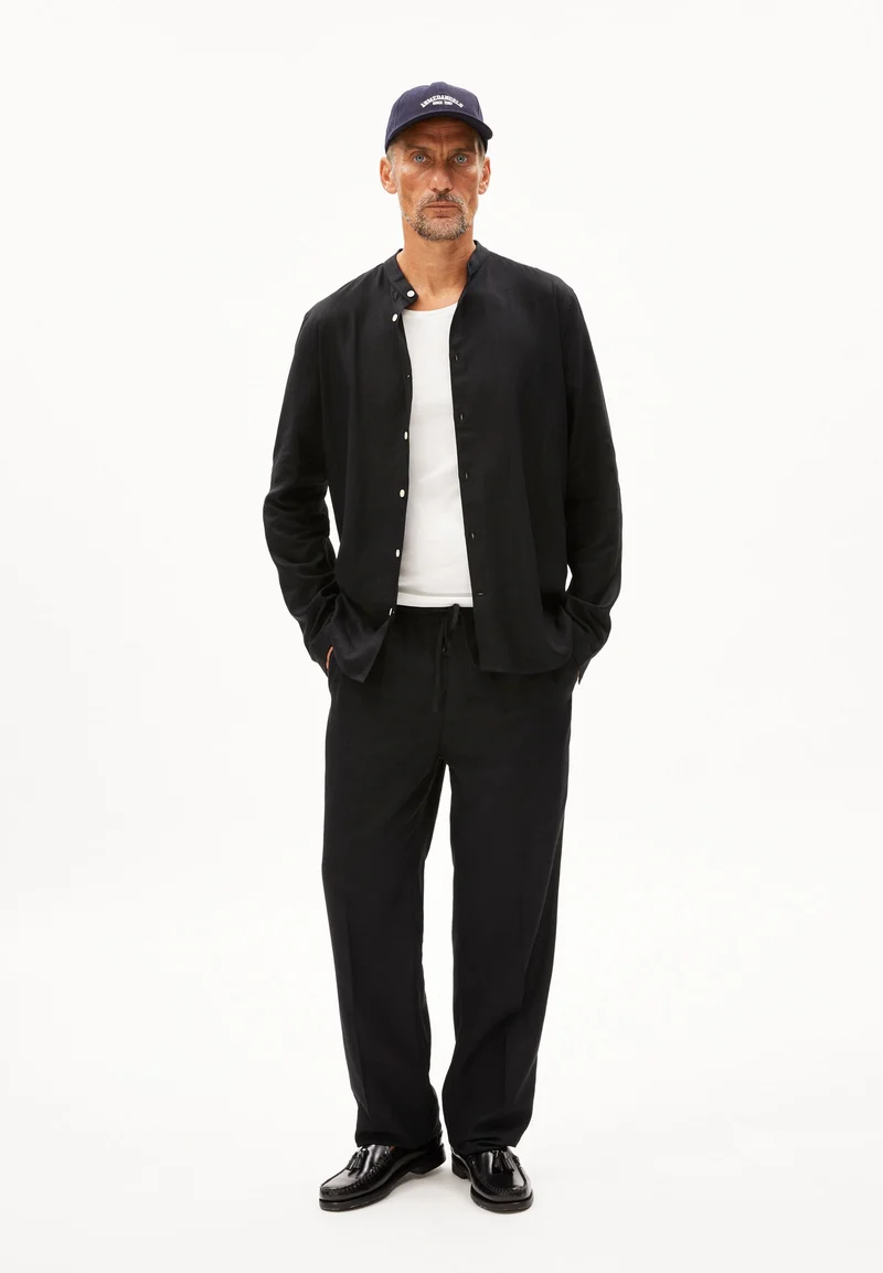LUKAA LINO HOSE | black