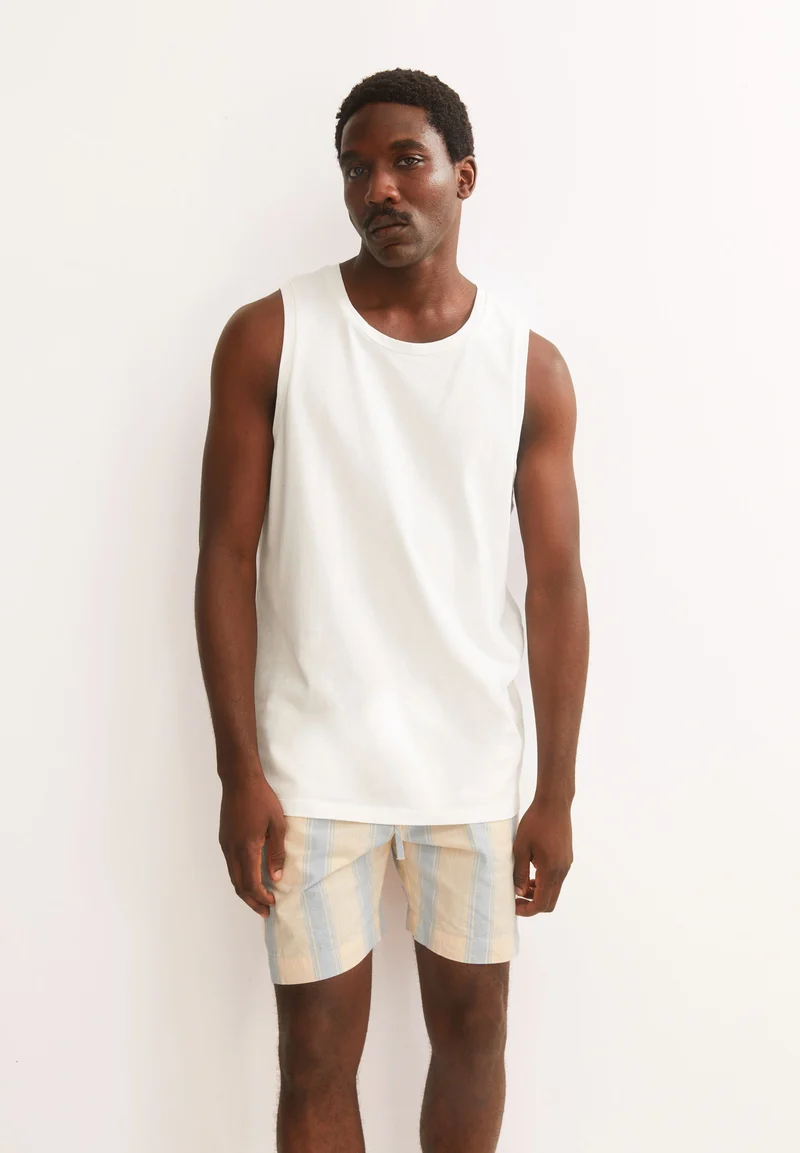 HEAVY WEIGHT TANKTOP | white