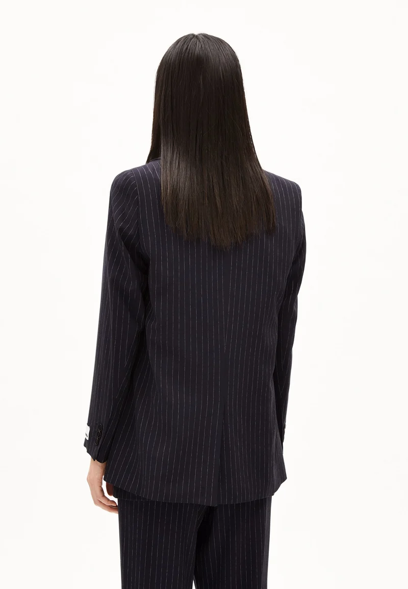 MIKAALA PINSTRIPE | night sky-white